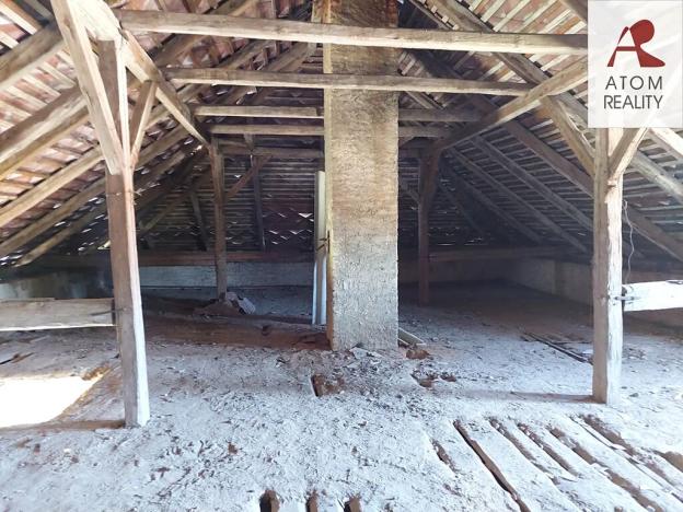 Prodej rodinného domu, Nebužely, 300 m2