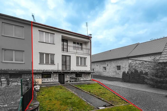 Prodej rodinného domu, Velim, náměstí Obránců míru, 180 m2