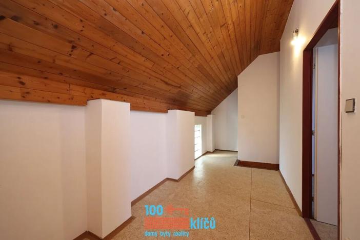 Prodej rodinného domu, Klučov, 251 m2