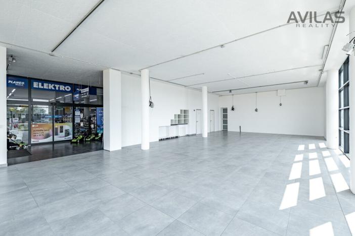 Pronájem obchodního prostoru, Benešov - Pomněnice, 100 m2