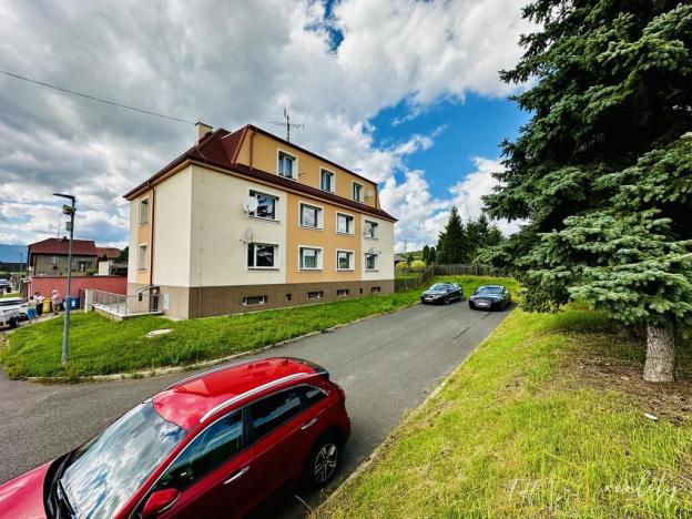 Prodej bytu 2+1, Zabrušany - Všechlapy, 49 m2