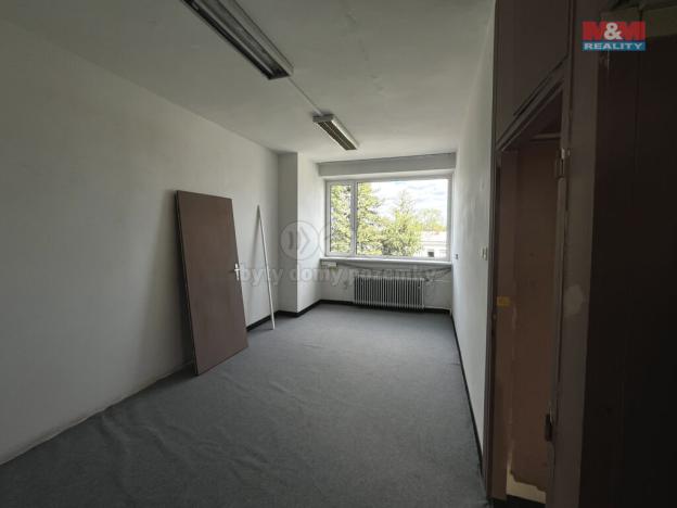 Pronájem kanceláře, Brno, Hněvkovského, 127 m2