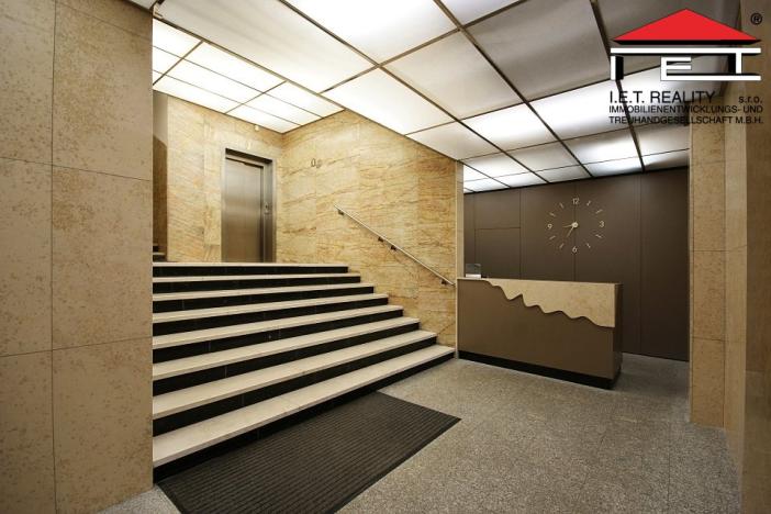 Pronájem kanceláře, Praha - Nové Město, Opletalova, 55 m2