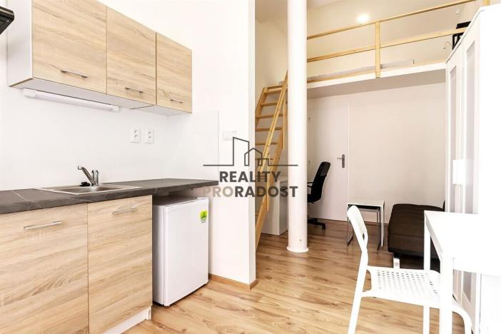Pronájem bytu 1+kk, Brno, Hybešova, 23 m2