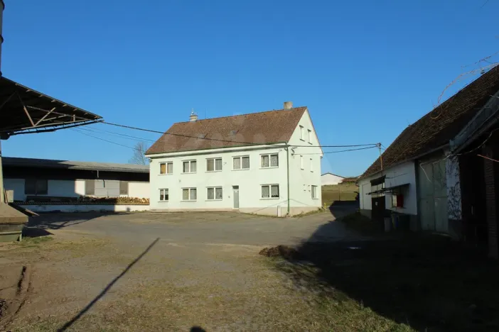 Prodej výrobních prostor, Dolní Lukavice, 3984 m2