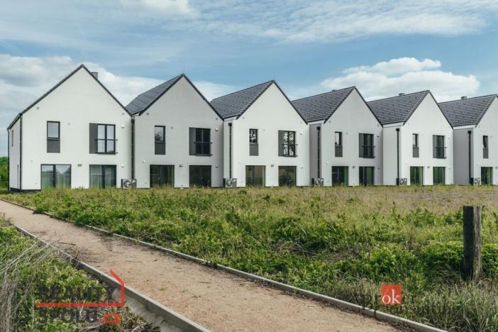 Prodej rodinného domu, Pečky - Velké Chvalovice, Za Statkem, 166 m2