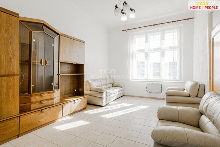 Prodej bytu 2+1, Karlovy Vary, náměstí Dr. M. Horákové, 55 m2