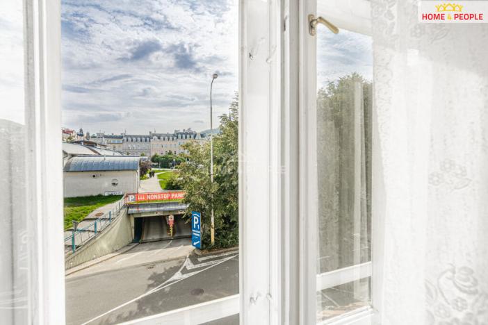 Prodej bytu 2+1, Karlovy Vary, náměstí Dr. M. Horákové, 55 m2