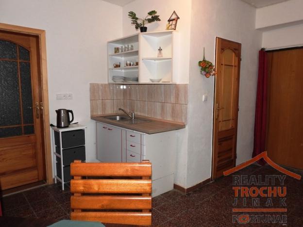 Prodej ubytování, Skuteč - Žďárec u Skutče, 107 m2