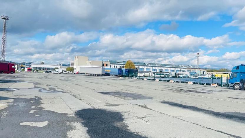 Pronájem skladu, Šumperk, Žerotínova, 4000 m2