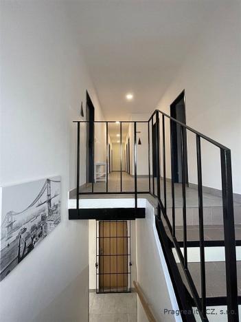 Pronájem bytu 1+kk, Roztoky, 10 m2