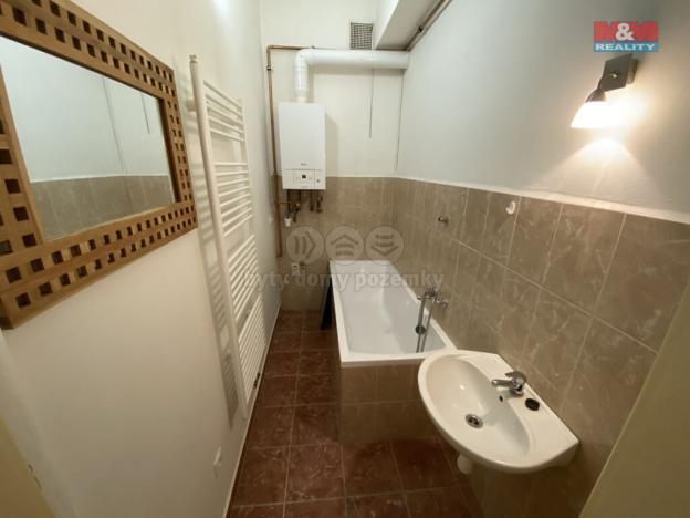 Pronájem bytu 2+1, Olomouc - Neředín, Čechova, 51 m2