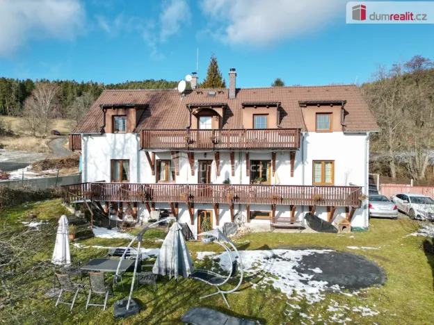 Prodej rodinného domu, Zlatá Koruna - Plešovice, 334 m2