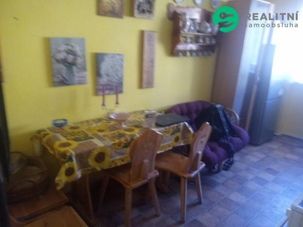 Prodej bytu 2+1, Velká Hleďsebe - Klimentov, 69 m2