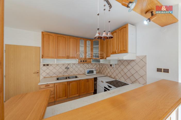 Prodej rodinného domu, Velké Karlovice - Malé Karlovice, 150 m2