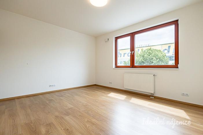 Pronájem bytu 3+kk, Praha - Vysočany, Ocelářská, 82 m2