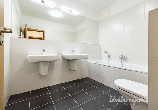 Pronájem bytu 3+kk, Praha - Vysočany, Ocelářská, 82 m2