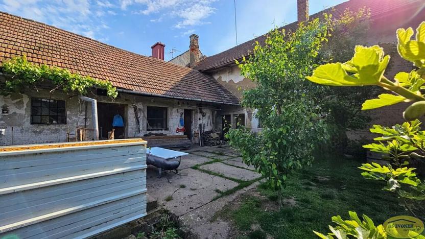 Prodej rodinného domu, Záříčí, 235 m2