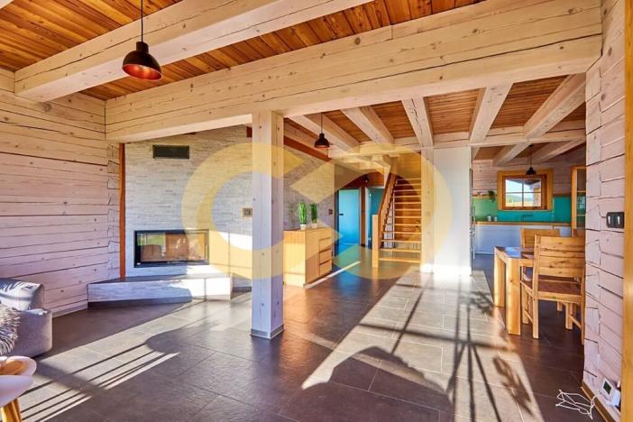 Prodej rodinného domu, Nové Hrady, Vilová čtvrť, 216 m2