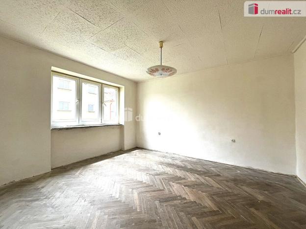 Prodej bytu 2+1, Sokolov, 80 m2