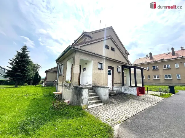 Prodej bytu 2+1, Sokolov, 71 m2