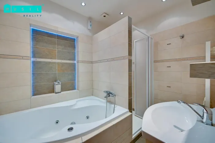 Pronájem bytu 2+1, Olomouc - Bělidla, Táboritů, 84 m2