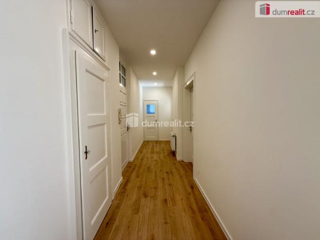 Pronájem bytu 3+1, Mariánské Lázně, Dřevěná, 105 m2