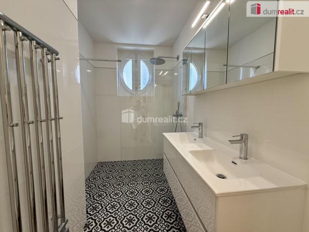 Pronájem bytu 3+1, Mariánské Lázně, Dřevěná, 105 m2