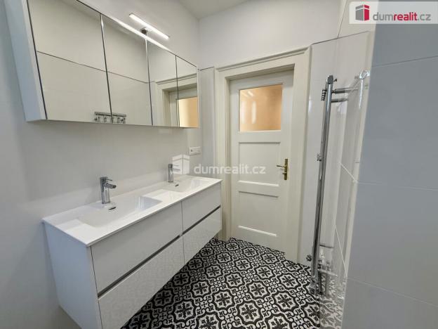 Pronájem bytu 3+1, Mariánské Lázně, Dřevěná, 105 m2