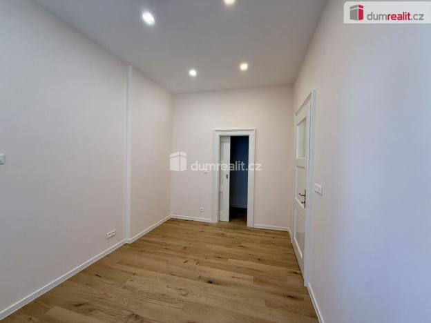 Pronájem bytu 3+1, Mariánské Lázně, Dřevěná, 105 m2