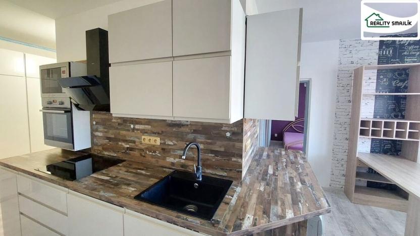 Pronájem bytu 3+1, Kynšperk nad Ohří, náměstí SNP, 62 m2