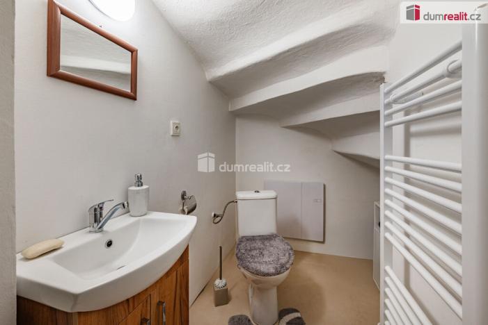 Prodej bytu 3+1, Cheb, Břehnická, 141 m2