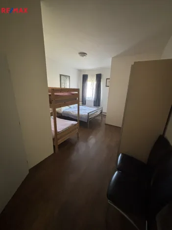 Prodej vícegeneračního domu, Znojmo - Kasárna, 790 m2