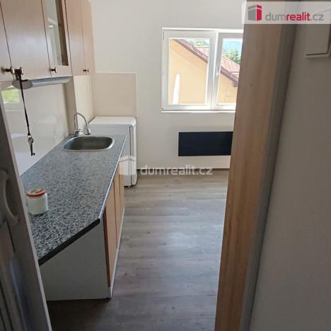 Pronájem bytu 1+kk, Benešov nad Ploučnicí, Nádražní, 18 m2