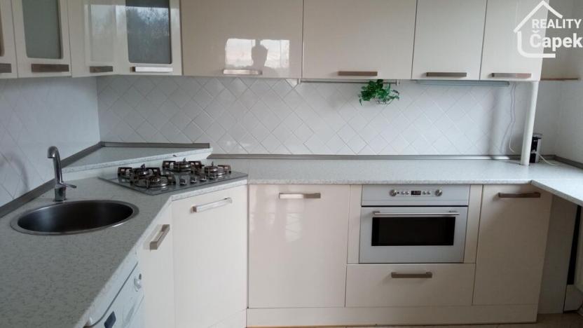 Prodej bytu 3+1, Orlová - Lutyně, Na Stuchlíkovci, 74 m2