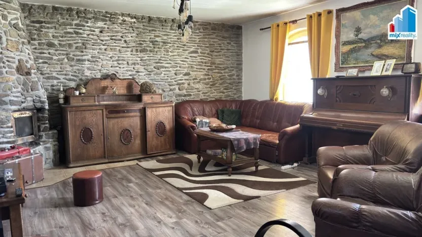 Prodej rodinného domu, Chudenín, 280 m2