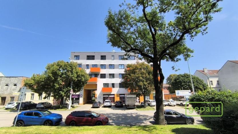 Pronájem bytu 3+kk, Brno - Královo Pole, Mojmírovo náměstí, 63 m2