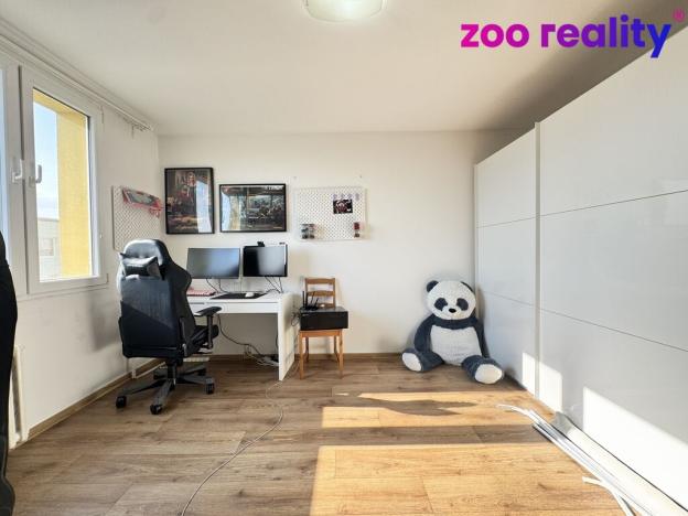 Prodej bytu 3+1, Chomutov, Vítězslava Nezvala, 66 m2