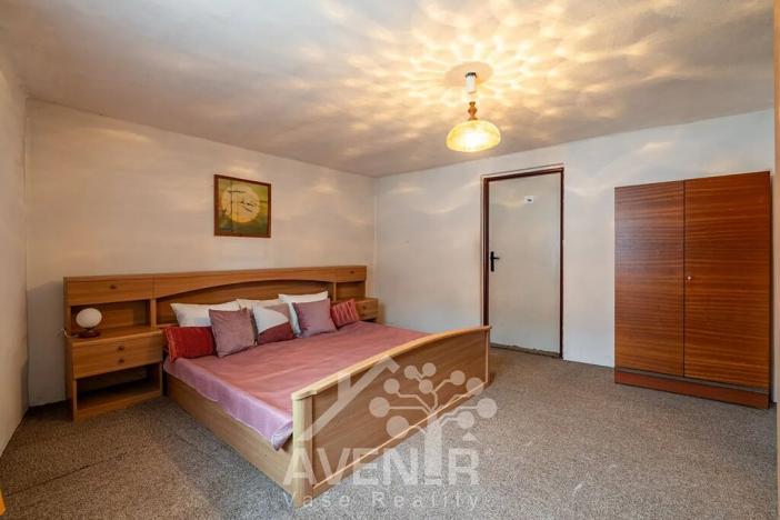 Prodej rodinného domu, Mukařov, 189 m2