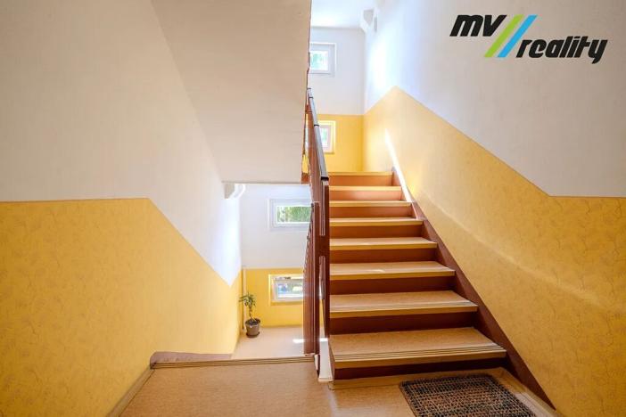 Prodej bytu 3+1, Český Dub, Mírové sídliště, 63 m2