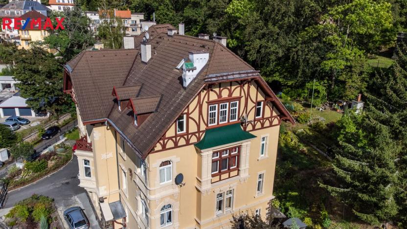 Prodej bytu 6+kk a větší, Karlovy Vary, Na Vyhlídce, 144 m2
