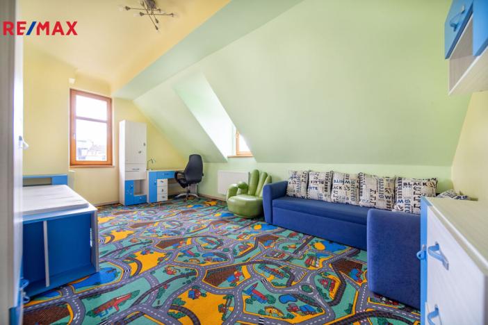 Prodej bytu 6+kk a větší, Karlovy Vary, Na Vyhlídce, 144 m2