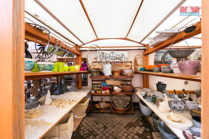 Pronájem obchodního prostoru, Domažlice - Dolejší Předměstí, Husova třída, 600 m2