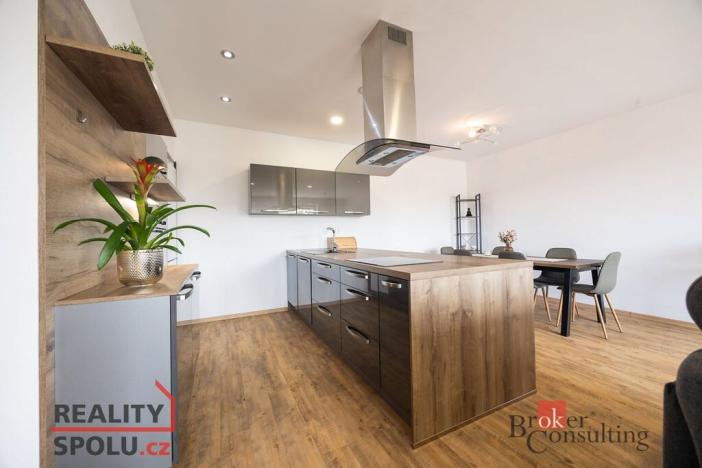 Prodej bytu 4+kk, Poděbrady - Poděbrady III, Lidická, 108 m2