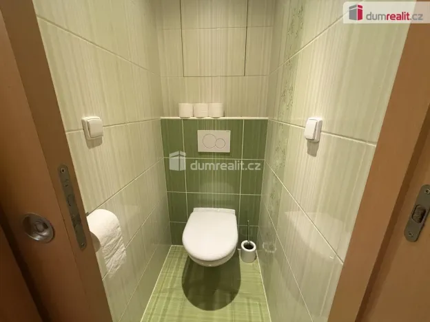 Pronájem bytu 2+kk, Ústí nad Labem - Bukov, Dukelských hrdinů, 53 m2