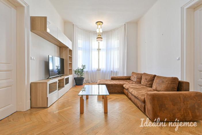 Pronájem bytu 3+1, Brno, Čápkova, 97 m2