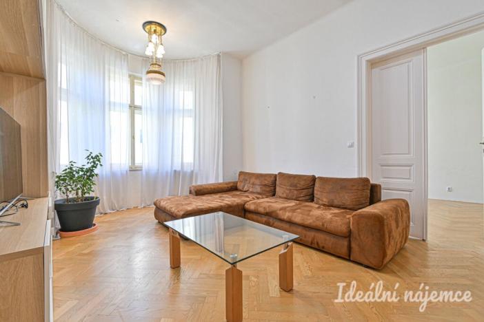 Pronájem bytu 3+1, Brno, Čápkova, 97 m2