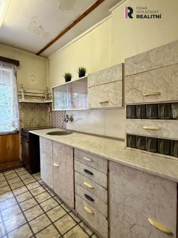 Prodej rodinného domu, Vroutek - Vrbička, 104 m2