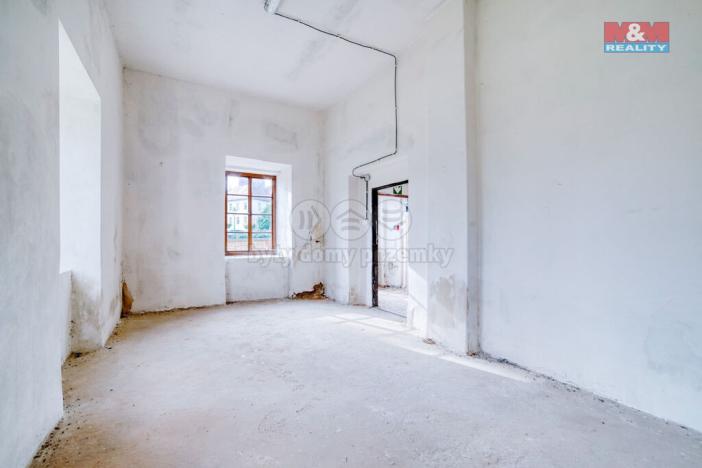 Pronájem obchodního prostoru, Plzeň - Východní Předměstí, sady 5. května, 330 m2