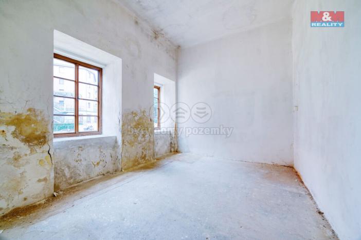 Pronájem obchodního prostoru, Plzeň - Východní Předměstí, sady 5. května, 330 m2